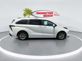 Toyota Sienna 2022 XLE 8-Passenger 4dr Mini-Van