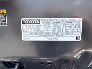 Toyota RAV4 Hybrid 2023 AWD XLE Premium 4dr SUV