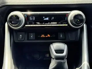 Toyota RAV4 Hybrid 2023 AWD XLE Premium 4dr SUV
