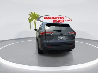 Toyota RAV4 Hybrid 2023 AWD XLE Premium 4dr SUV