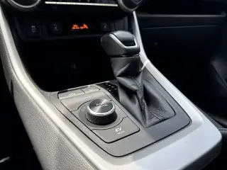 Toyota RAV4 Hybrid 2023 AWD XLE Premium 4dr SUV