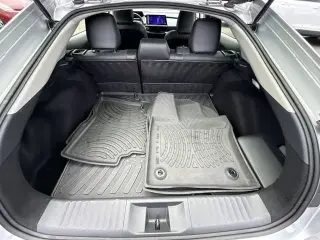 Toyota Prius 2024 AWD XLE 4dr Hatchback