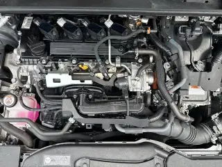 Toyota Prius 2024 AWD XLE 4dr Hatchback