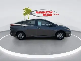 Toyota Prius Prime 2022 XLE 4dr Hatchback