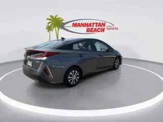 Toyota Prius Prime 2022 XLE 4dr Hatchback