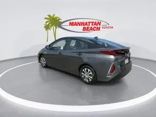 Toyota Prius Prime 2022 XLE 4dr Hatchback