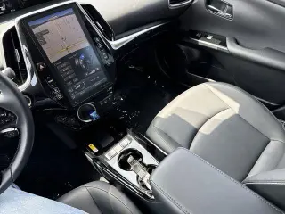 Toyota Prius Prime 2020 XLE 4dr Hatchback