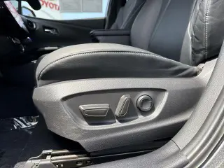 Toyota Prius Prime 2020 XLE 4dr Hatchback