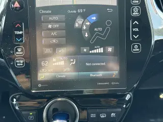 Toyota Prius Prime 2020 XLE 4dr Hatchback