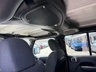 Jeep Wrangler 2025 4x4 Rubicon 4dr SUV