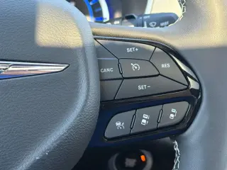 Chrysler Pacifica Plug-In Hybrid 2025 Premium S Appearance 4dr Mini-Van