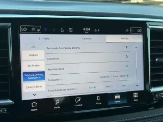 Chrysler Pacifica Plug-In Hybrid 2025 Premium S Appearance 4dr Mini-Van