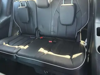 Chrysler Pacifica Plug-In Hybrid 2025 Premium S Appearance 4dr Mini-Van