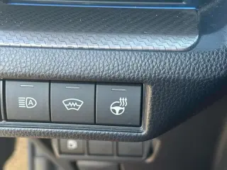 Toyota Prius 2024 XLE 4dr Hatchback