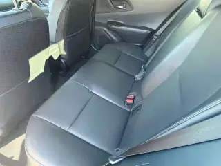 Toyota Prius 2024 XLE 4dr Hatchback
