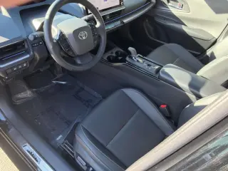 Toyota Prius 2024 XLE 4dr Hatchback