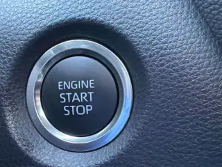Toyota Corolla 2025 XSE 4dr Sedan