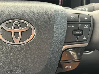 Toyota Camry 2026 SE 4dr Sedan