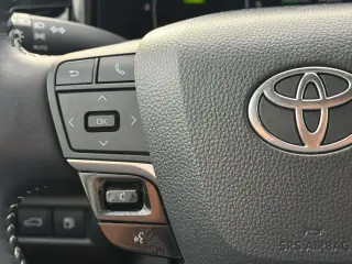 Toyota Camry 2026 SE 4dr Sedan