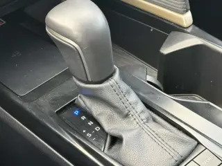 Toyota Camry 2026 SE 4dr Sedan
