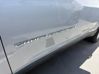 Jeep Grand Cherokee 2023 4x2 Limited 4dr SUV