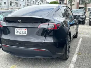 Tesla Model Y 2024 Long Range 4dr Crossover