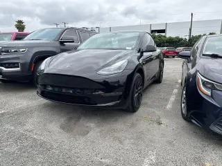 Tesla Model Y 2024 Long Range 4dr Crossover