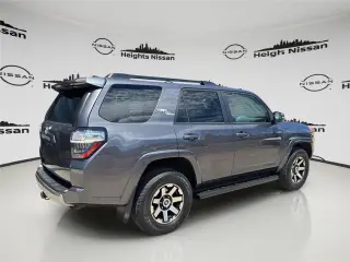Toyota 4Runner 2019 4x4 SR5 4dr SUV