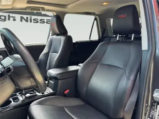 Toyota 4Runner 2019 4x4 SR5 4dr SUV