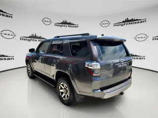 Toyota 4Runner 2019 4x4 SR5 4dr SUV