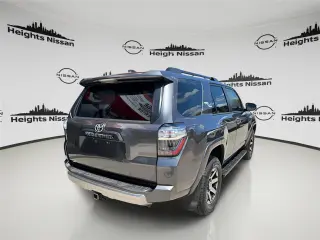 Toyota 4Runner 2019 4x4 SR5 4dr SUV