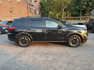 Nissan Pathfinder 2019 4x4 S 4dr SUV