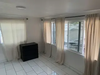 Room for Rent Cuarto En Renta!