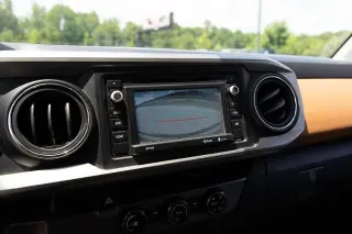 Toyota Tacoma 2018 4x2 SR5 4dr Double Cab 5.0 ft SB