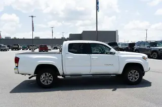 Toyota Tacoma 2018 4x2 SR5 4dr Double Cab 5.0 ft SB