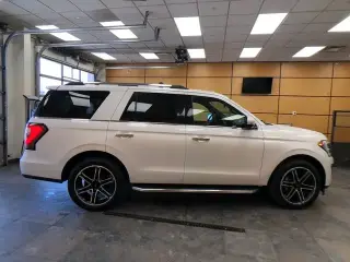 Ford Expedition 2019 4x4 Limited 4dr SUV