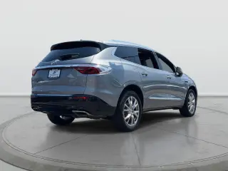 Buick Enclave 2023 4x4 Essence 4dr Crossover