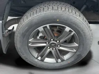 Ford F-150 2023 4x4 XLT 4dr SuperCrew 5.5 ft. SB