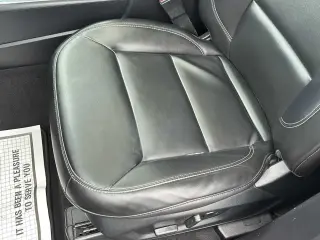 Ford Explorer 2022 AWD XLT 4dr SUV