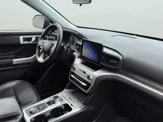 Ford Explorer 2022 AWD XLT 4dr SUV