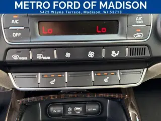 Kia Sorento 2020 AWD EX V6 4dr SUV