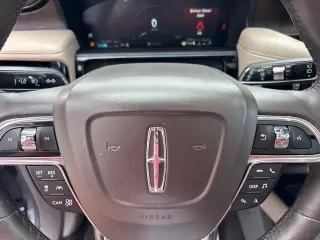 Lincoln Nautilus 2021 AWD Reserve 4dr SUV