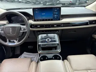 Lincoln Nautilus 2021 AWD Reserve 4dr SUV