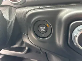 Jeep Wrangler Unlimited 2019 4x4 Sahara 4dr SUV