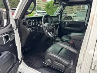 Jeep Wrangler Unlimited 2019 4x4 Sahara 4dr SUV