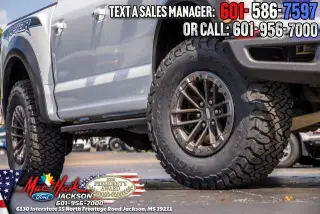 Ford F-150 2019 4x4 Raptor 4dr SuperCrew 5.5 ft. SB