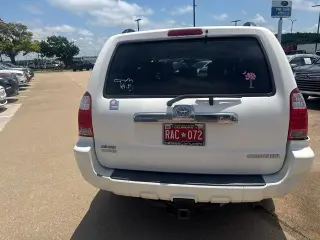 Toyota 4Runner 2006 SR5 4dr SUV w/V8