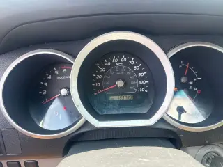 Toyota 4Runner 2006 SR5 4dr SUV w/V8