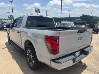 Ford F-150 2024 4x2 STX 4dr SuperCrew 5.5 ft. SB