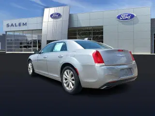 Chrysler 300 2015 AWD Limited 4dr Sedan